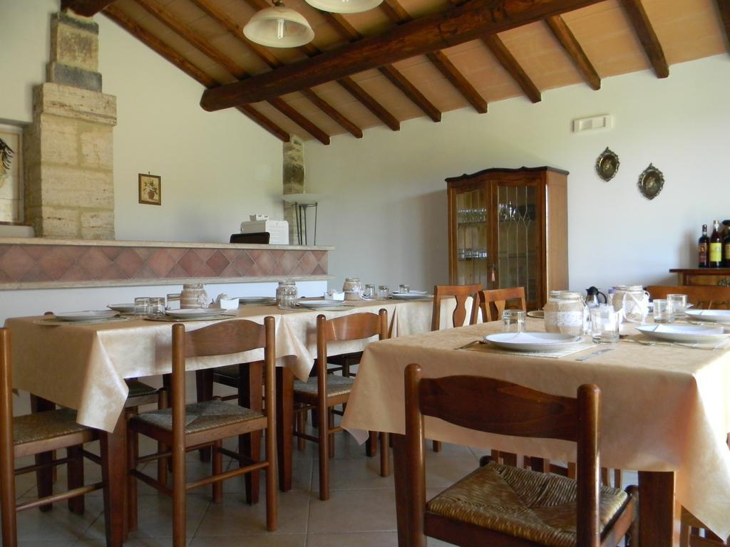 Agriturismo Podere La Selva Villa Serre Di Rapolano Eksteriør billede
